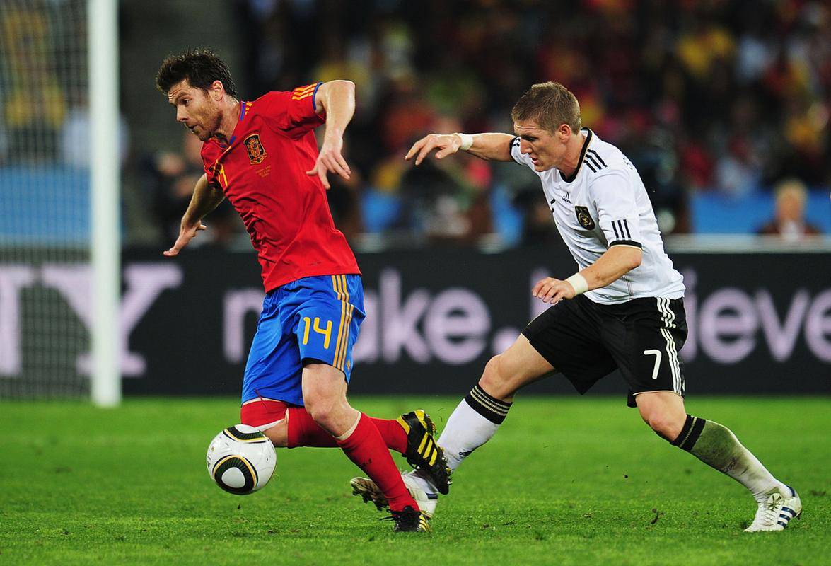 法甲尼斯与南特之战看点十足，多方面剖析精彩对决